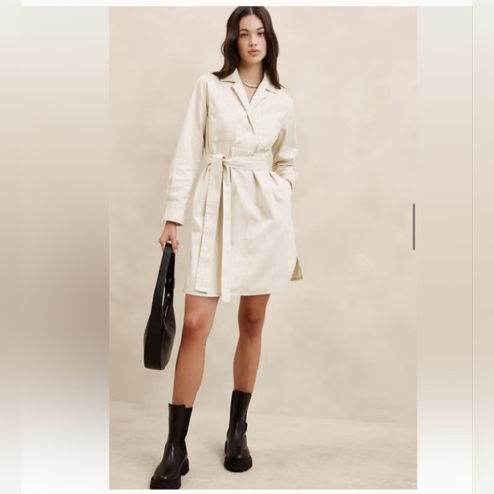 Banana Republic Women's Cream Denim Mini  Shirtdress In Size Small. NWT